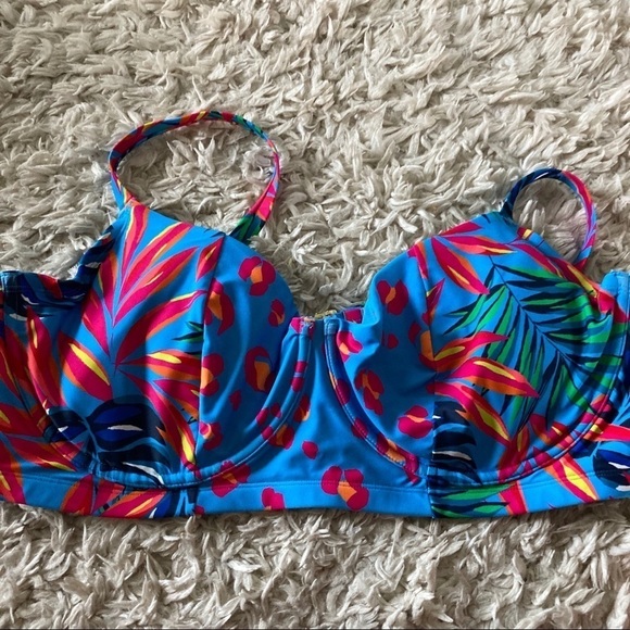 Tabitha Brown x Target Women's Tropical/Leopard Print Underwire Bikini Top NWT - Picture 2 of 2